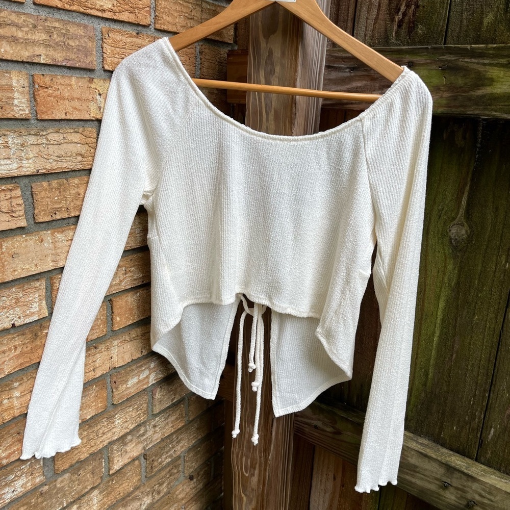 Atelier Sona Cream Tie-Front Blouse - Picture 3 of 3